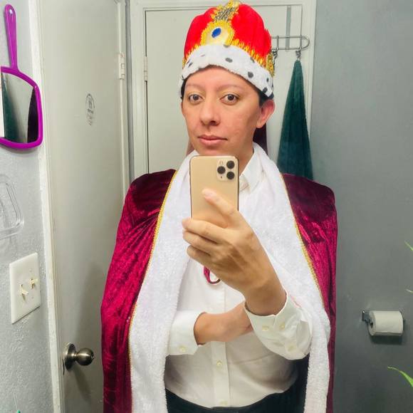 Meet your Posher, Julio - Picture 1 of 1